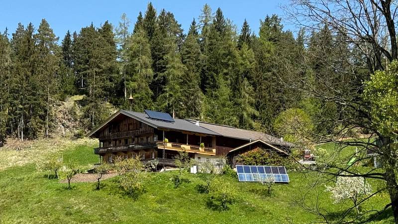 Der Bauernhof Rassl im Grünen