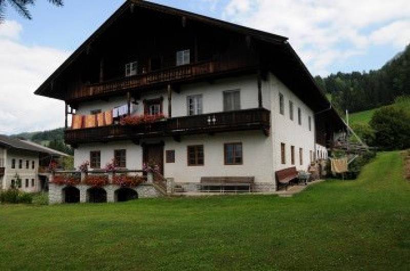 Hof Oberscheffach von Albert Larch